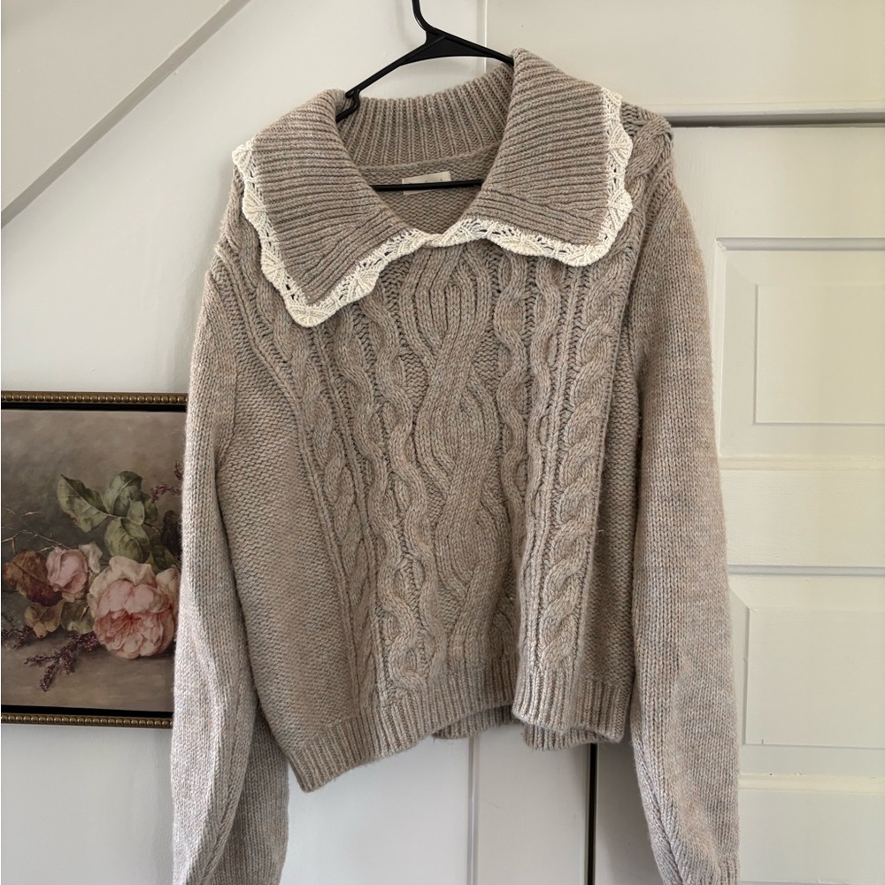 Rylee + Cru Cable-Knit Sweater with Lace-Trim Collar - Beige